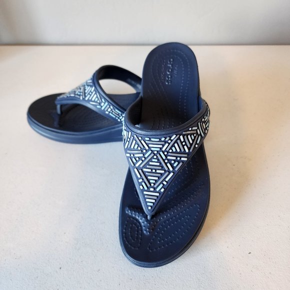 Crocs Wedge "LIKE NEW" - Picture 10 of 14